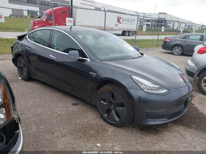 2019 Tesla Model 3 Long Range/Performance