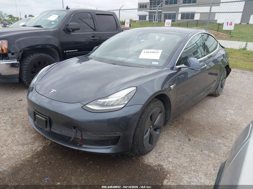 2019 Tesla Model 3 Long Range/Performance