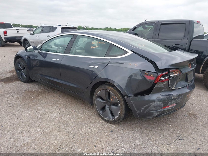 2019 Tesla Model 3 Long Range/Performance
