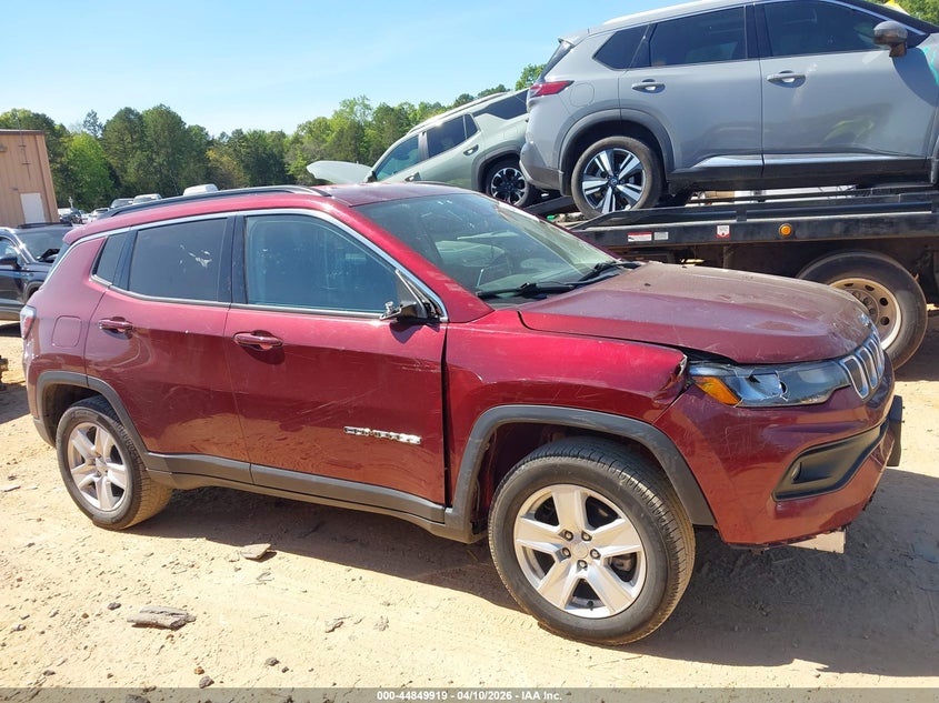 3C4NJDBB8NT151008 2022 Jeep Compass 2.4 Latitude 4X4 brown
