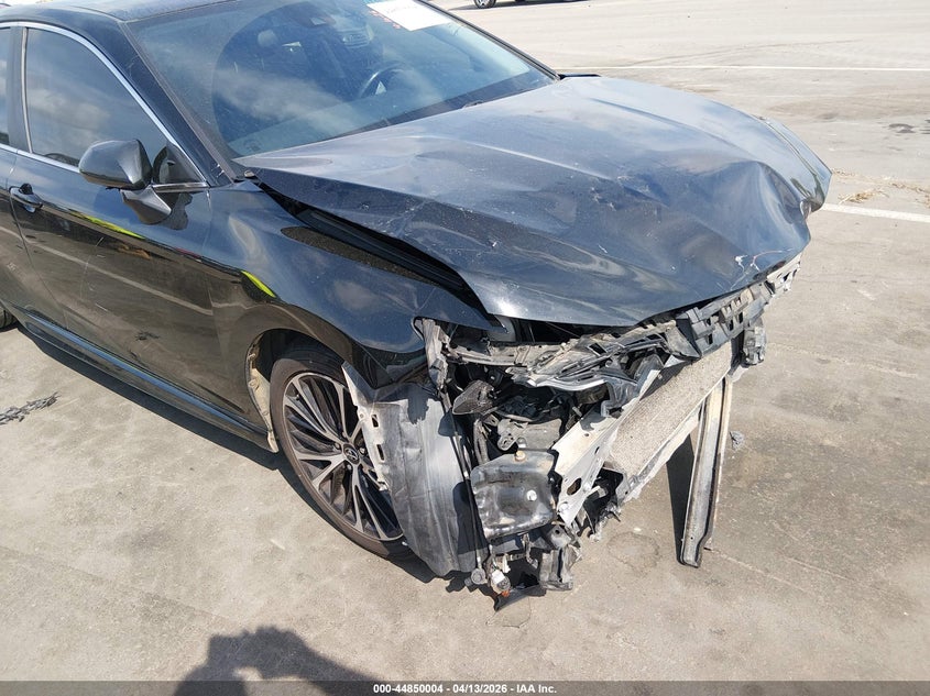 4T1B11HK8KU680500 2019 Toyota Camry Se auction photo 1
