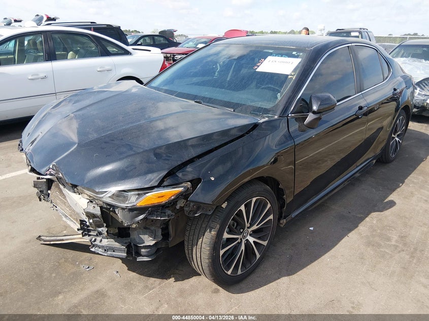 4T1B11HK8KU680500 2019 Toyota Camry Se photo 1