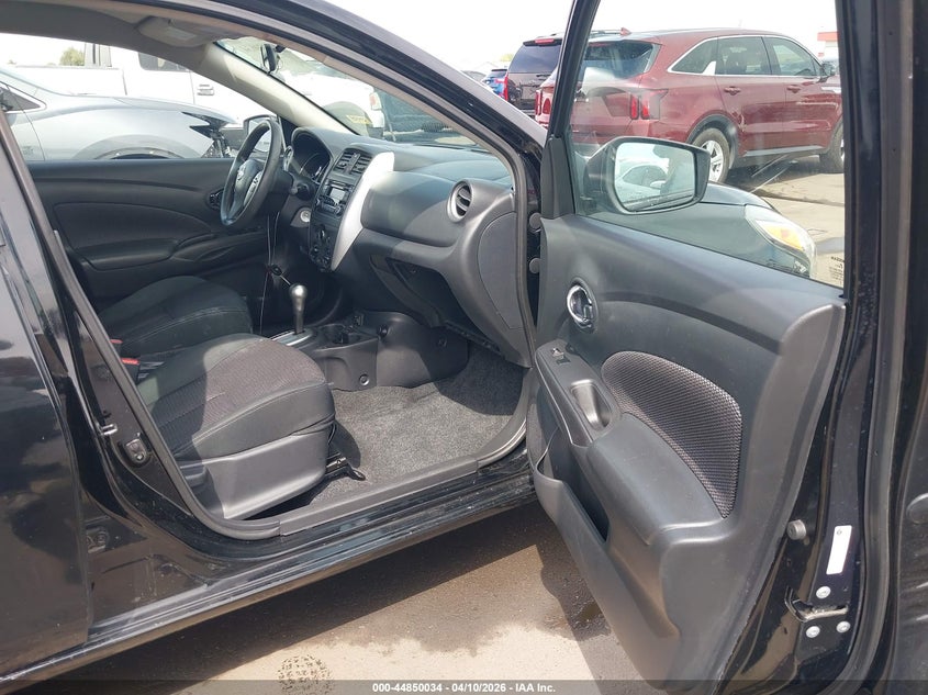 2018 Nissan Versa 1.6 Sv