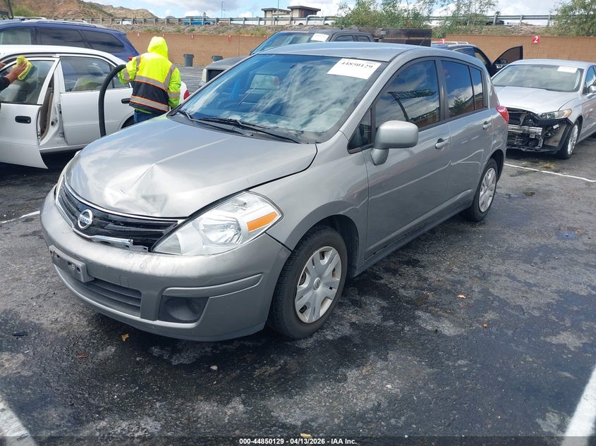 2011 Nissan Versa 1.8S