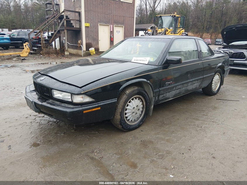 1996 Buick Regal Custom/Gran Sport