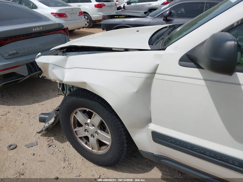 2005 Jeep Grand Cherokee Laredo VIN: 1J8GS48K65C621392 Lot: 44850222