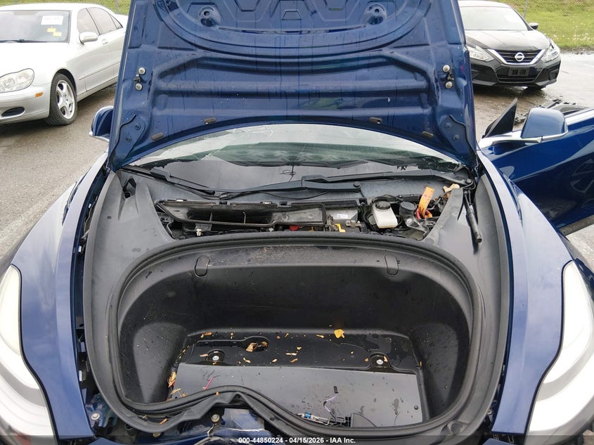 2018 Tesla Model 3 Long Range/Mid Range VIN: 5YJ3E1EA0JF037123 Lot: 44850224