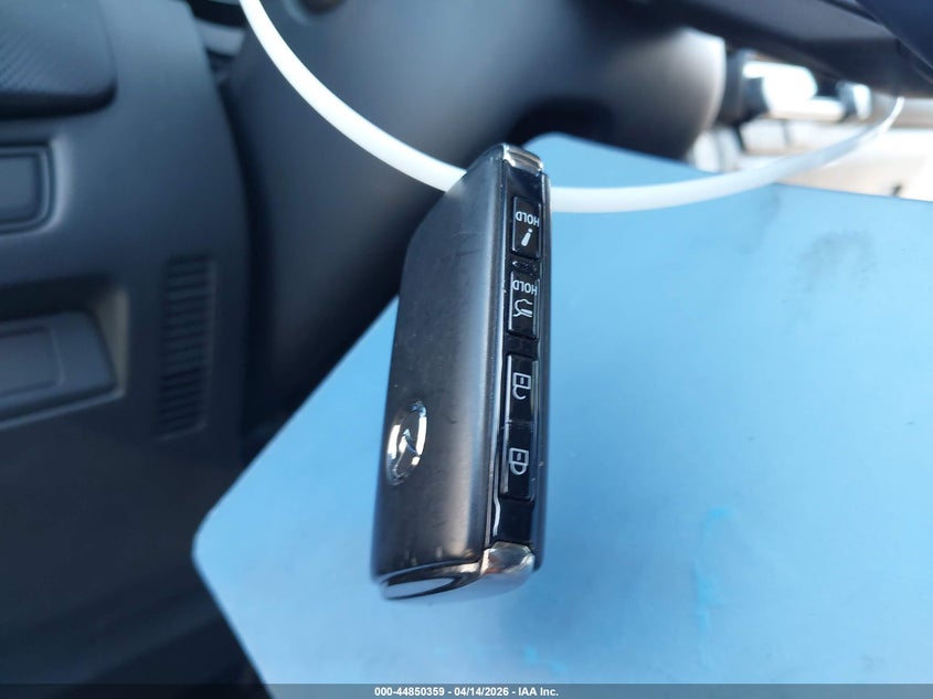 2025 Mazda Cx-50 2.5 S Premium Package VIN: 7MMVABDMXSN370504 Lot: 44850359