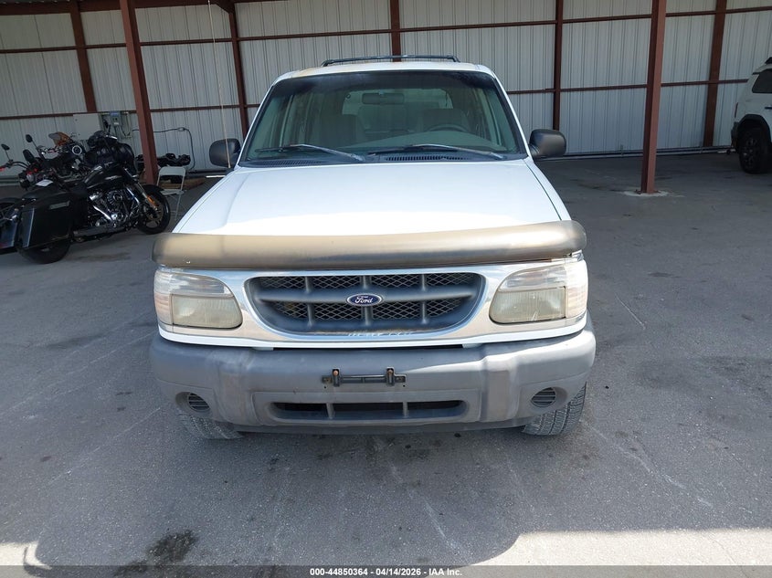 2000 Ford Explorer Xl Fleet VIN: 1FMDU61X2YZB68777 Lot: 44850364