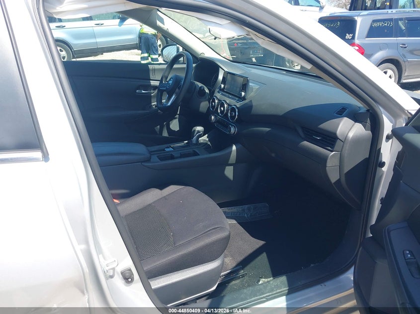 2022 Nissan Sentra S Xtronic Cvt