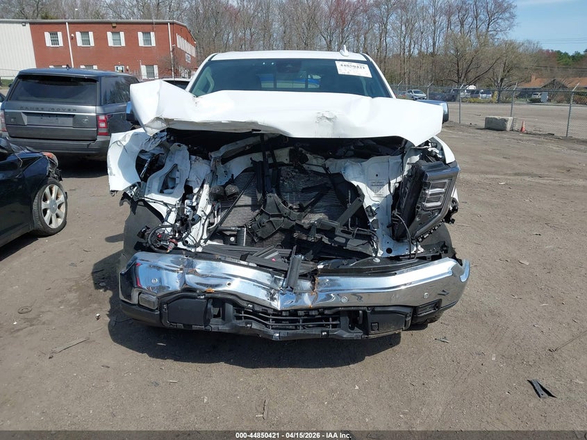 2025 GMC Sierra 1500 4Wd Short Box Slt VIN: 3GTUUDE86SG157381 Lot: 44850421