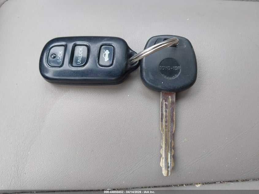 2004 Toyota Avalon Xls VIN: 4T1BF28B44U347530 Lot: 44850452