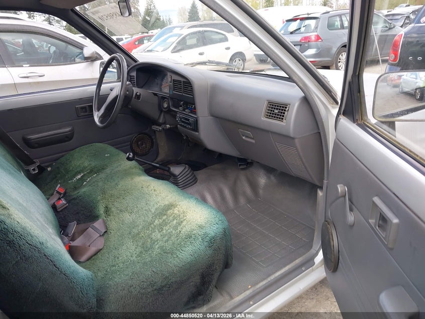 1989 Toyota Pickup 1/2 Ton Short Wheelbase