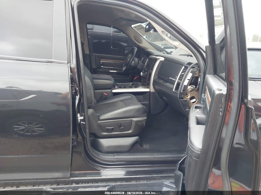 2016 Ram 1500 3.0 Ram Laramie black Lot 111044850528 Vin 1C6RR6NM1GS368723
