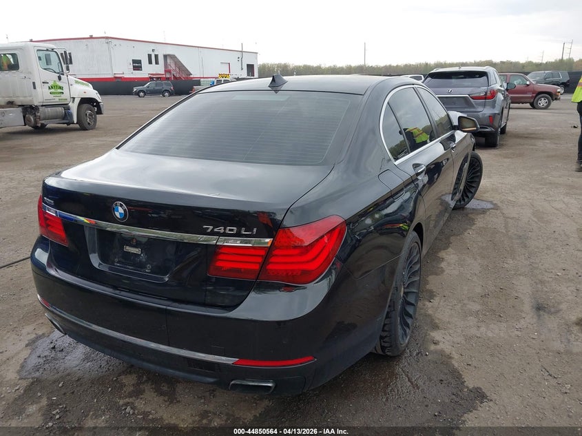 2013 BMW 740Li xDrive