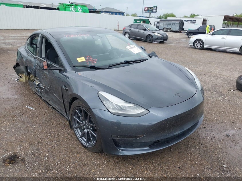 2019 Tesla Model 3 Long Range/Performance