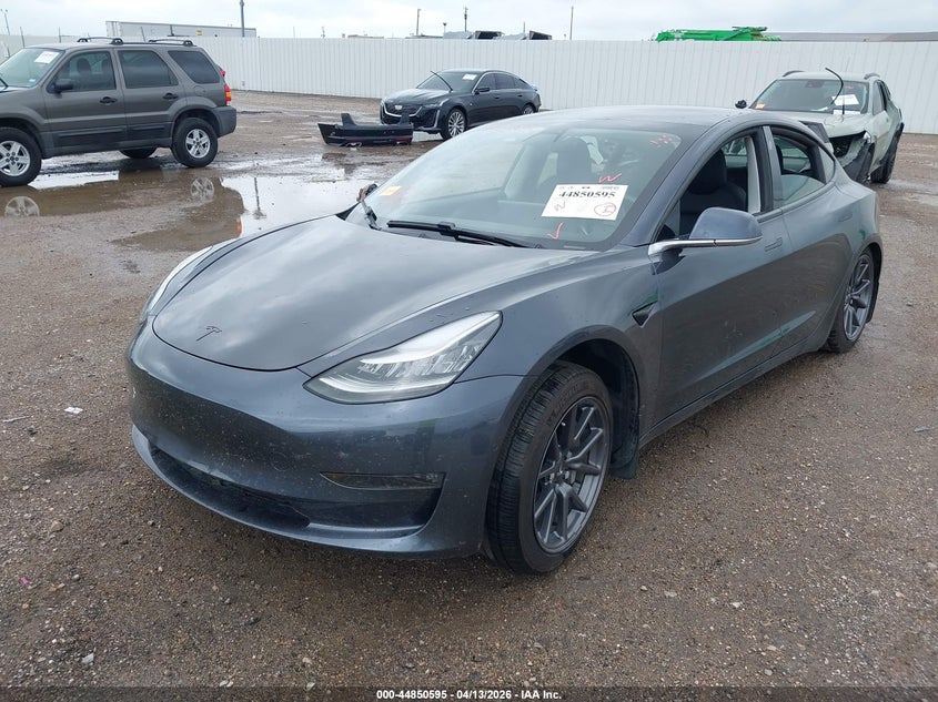 2019 Tesla Model 3 Long Range/Performance