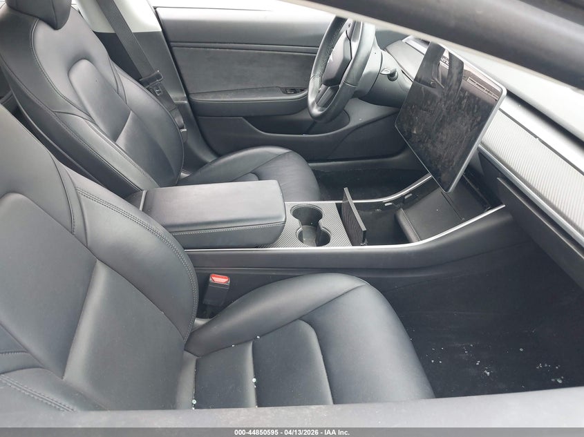 2019 Tesla Model 3 Long Range/Performance