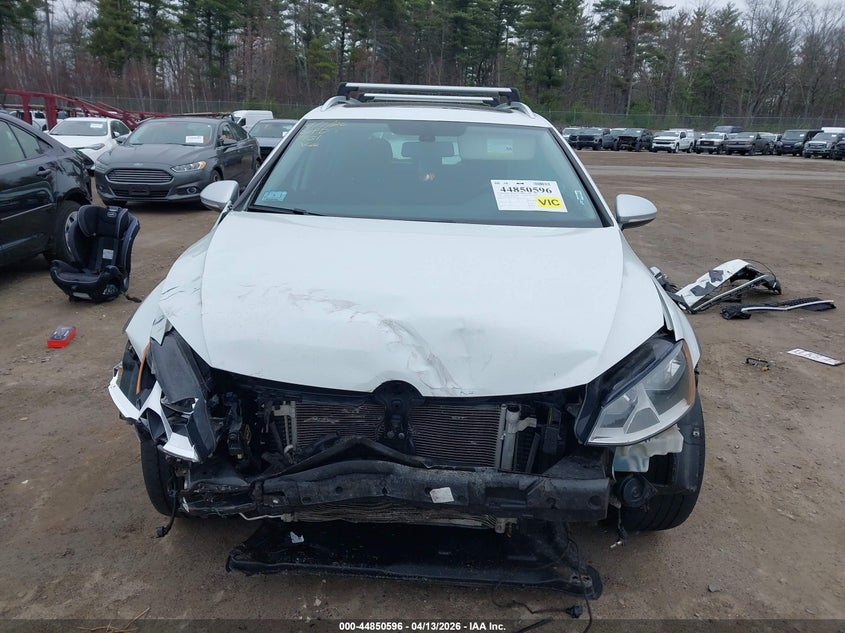 2017 Volkswagen Golf Alltrack Tsi S/Tsi Se/Tsi Sel VIN: 3VWH17AU9HM527731 Lot: 44850596