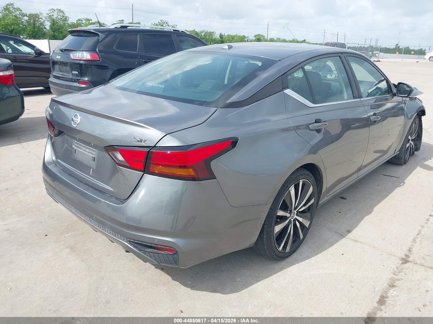 2022 Nissan Altima Sr Fwd