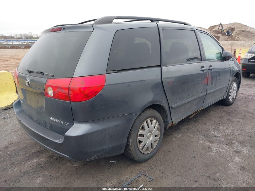 2008 Toyota Sienna Le