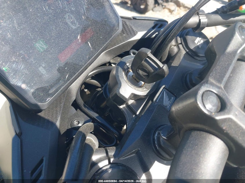 2025 Honda Cb500 F VIN: MLHPC7151S5100555 Lot: 44850694