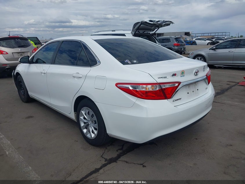 2016 Toyota Camry Le