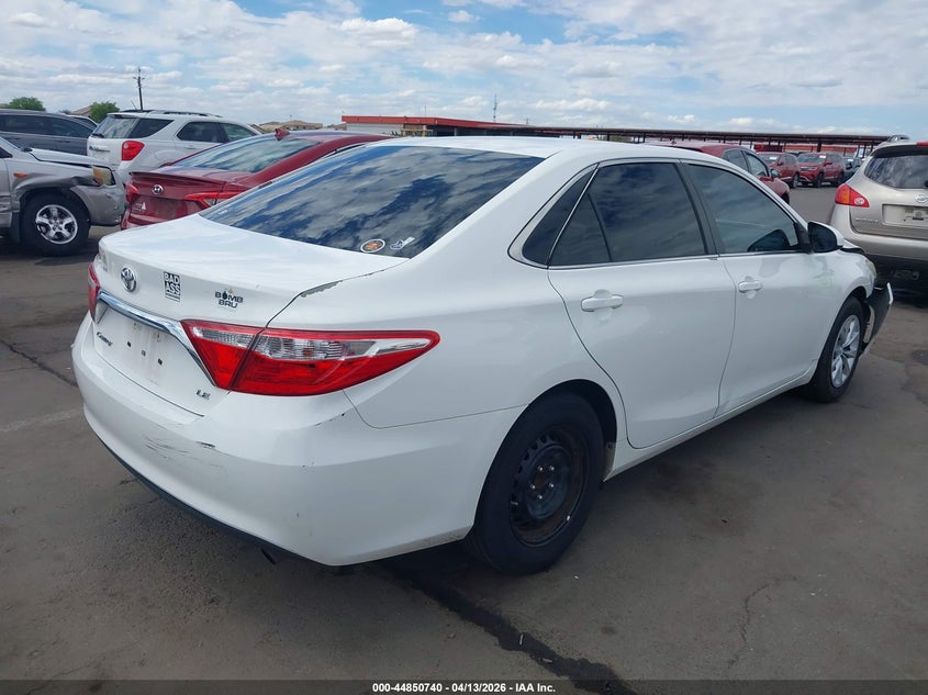 2016 Toyota Camry Le