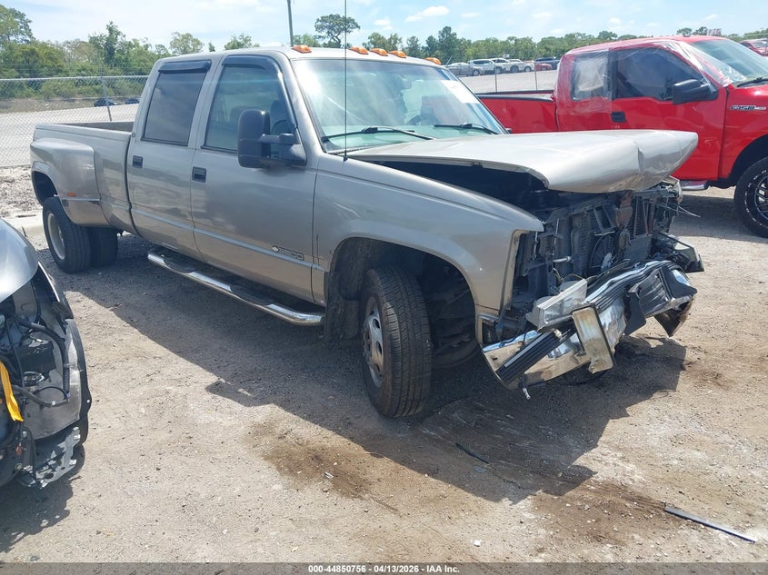 2000 Chevrolet C3500