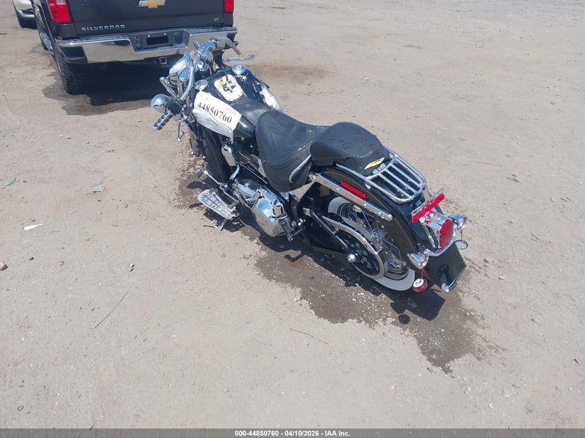 2013 Harley-davidson Softail Flstn Softail Deluxe black Lot 111044850760 Vin 1HD1JDV17DB025299