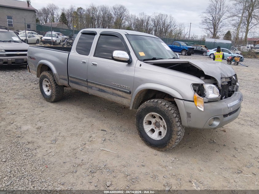 TOYOTA TUNDRA 2003. Lot# 44850802. VIN 5TBBT44183S375221. Photo 1