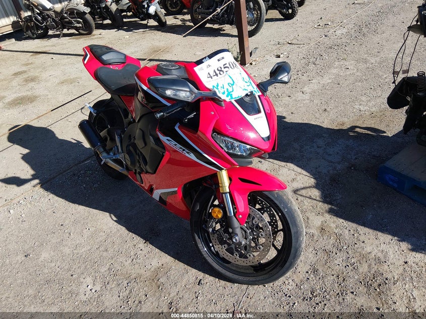 2018 HONDA CBR1000 — zdjęcie z aukcji