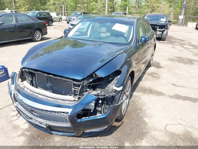 2018 Infiniti Q70L 3.7X Luxe