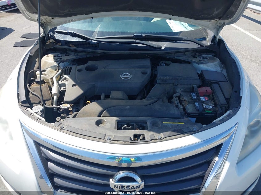 2015 Nissan Altima 2.5 S VIN: 1N4AL3AP7FN395546 Lot: 44850851