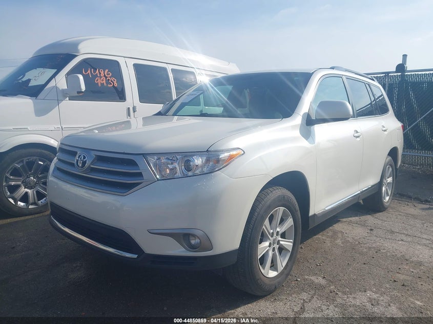 2013 Toyota Highlander Base Plus V6