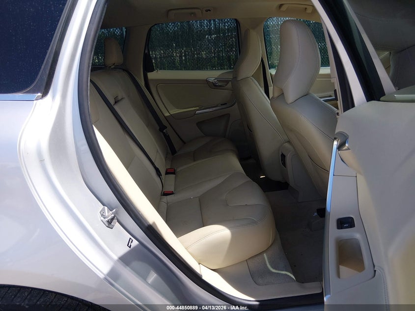 2015 Volvo Xc60 T6 VIN: YV449MDK2F2740248 Lot: 44850889