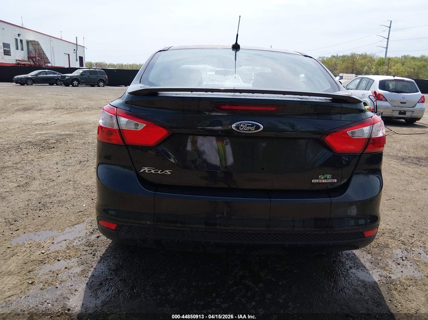 2013 Ford Focus Se VIN: 1FADP3F21DL174337 Lot: 44850913