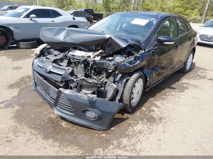 2013 Ford Focus Se VIN: 1FADP3F21DL174337 Lot: 44850913
