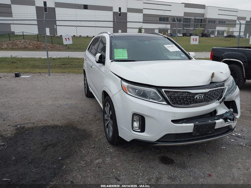 KIA SORENTO 2015. Lot# 44850929. VIN 5XYKW4A74FG634358. Photo 1