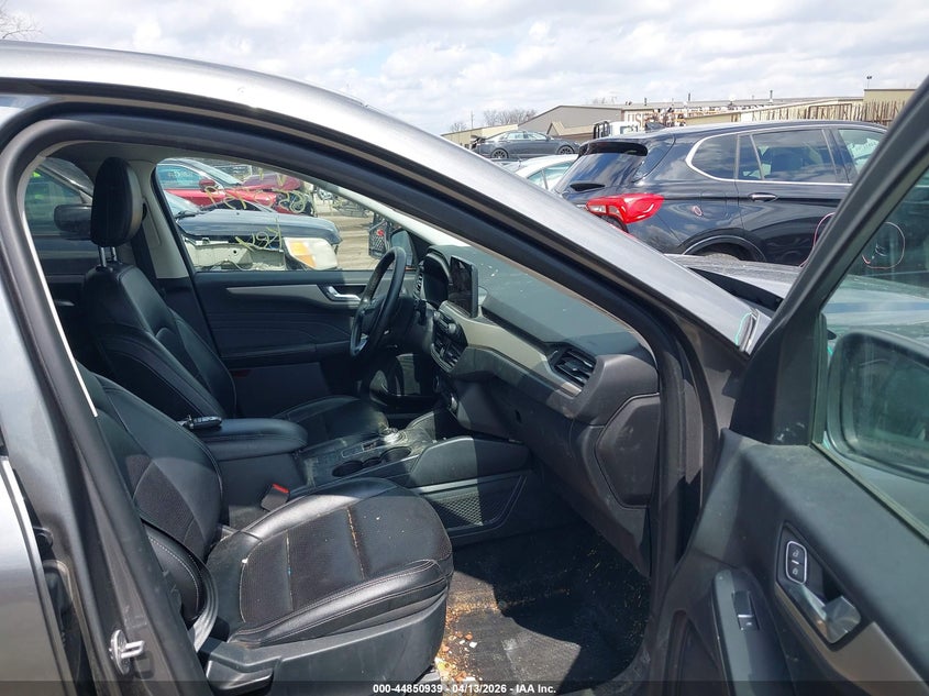 2022 FORD ESCAPE auction photo 5