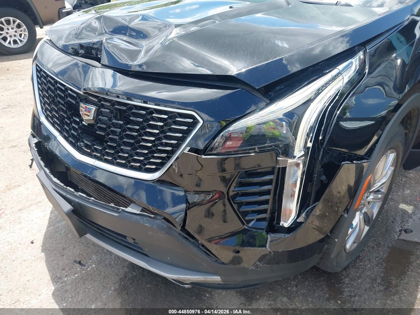2019 Cadillac Xt4 Premium Luxury VIN: 1GYFZCR40KF217338 Lot: 44850976
