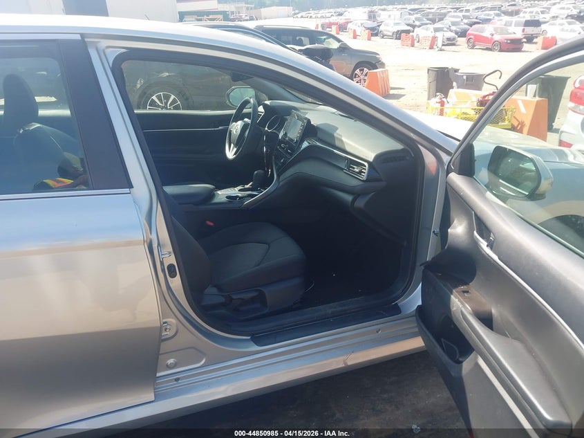 2023 TOYOTA CAMRY auction photo 5