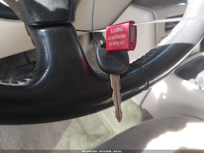 2002 GMC Yukon Sle VIN: 1GKEK13Z22J317442 Lot: 44851003