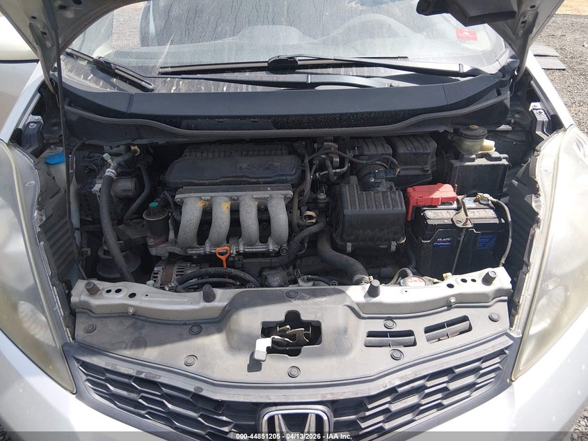 2013 Honda Fit 1.5 Sport silver Lot 111044851205 Vin JHMGE8H53DC005713