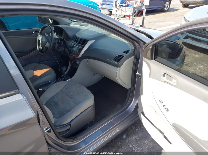 2016 Hyundai Accent Se