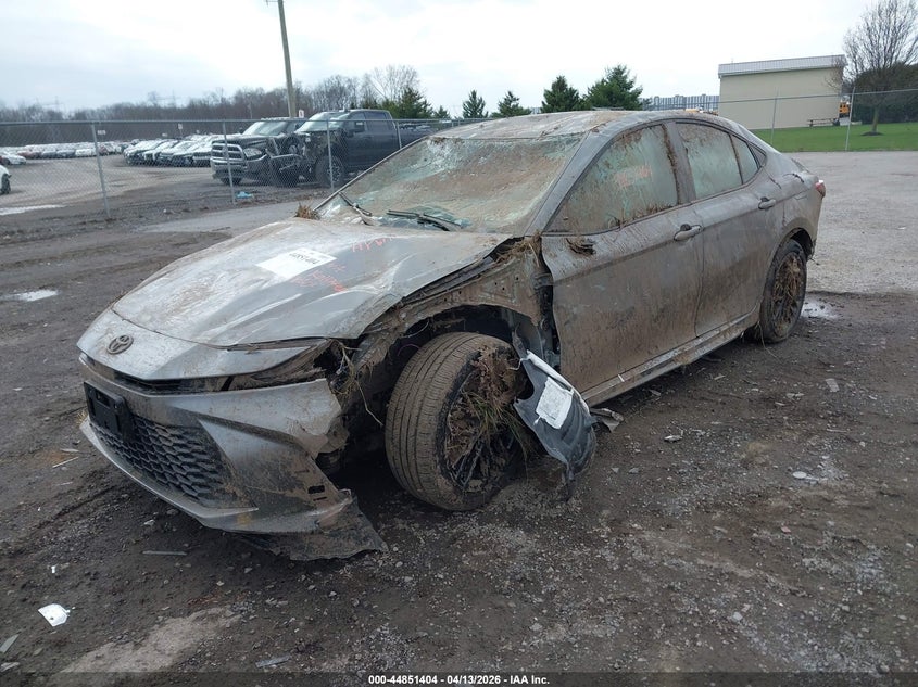 Vin: 4t1dbadk0tu550823, lot: 45348712, toyota camry se 20262