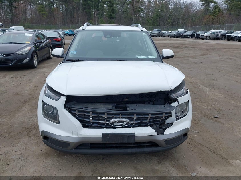 2020 Hyundai Venue Sel VIN: KMHRC8A32LU038585 Lot: 44851414