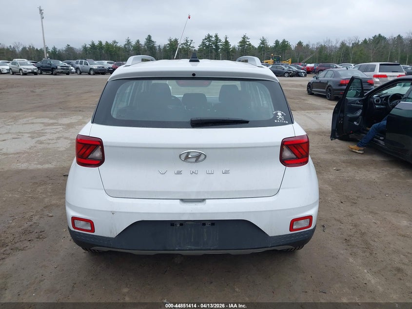 2020 Hyundai Venue Sel VIN: KMHRC8A32LU038585 Lot: 44851414