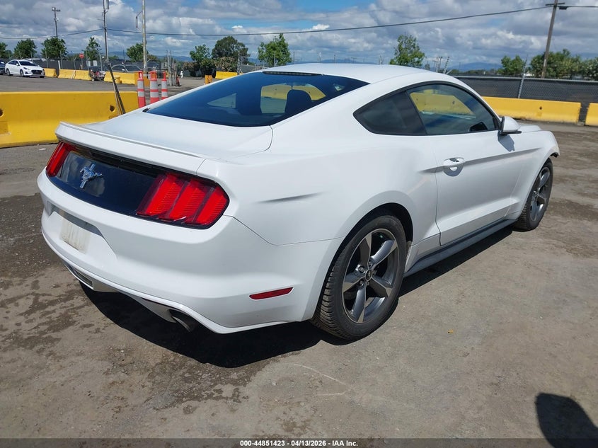 2016 Ford Mustang V6
