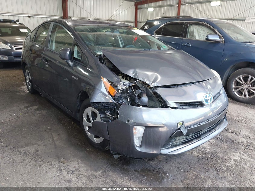2013 TOYOTA PRIUS TWO